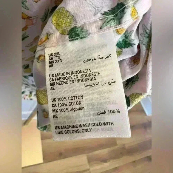 Club Room Men's 2XL Pineapple + Cocktails Print Short Sleeve Button-Up Shirt - Picture 9 of 9